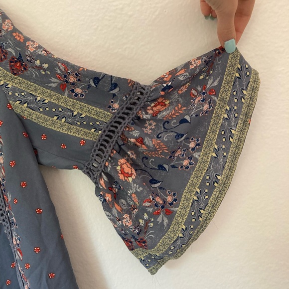 Western Knox Rose Boho Blouse - Picture 2 of 4